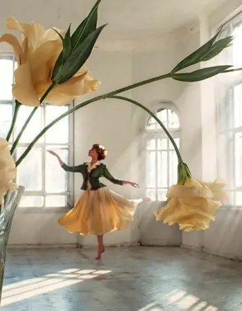 Балерина и цветы