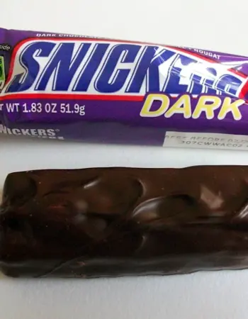 Батончик snickers Dark 81 г