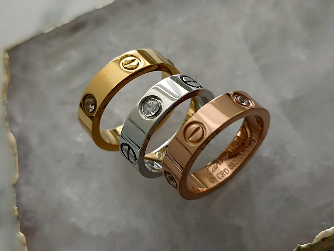 Cartier Love кольцо