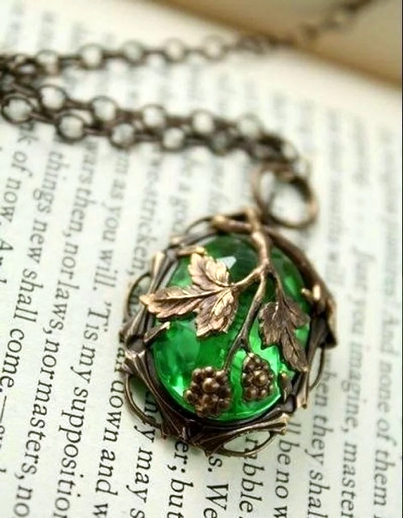 Изумрудное ожерелье Гарри Поттер