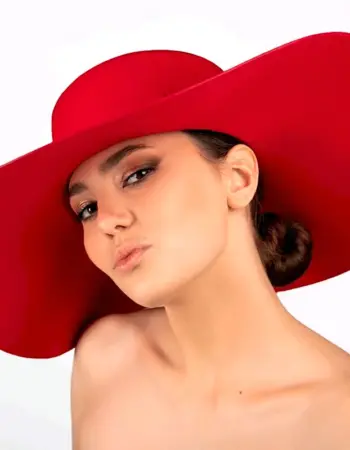 Катарина Шаполе шляпы