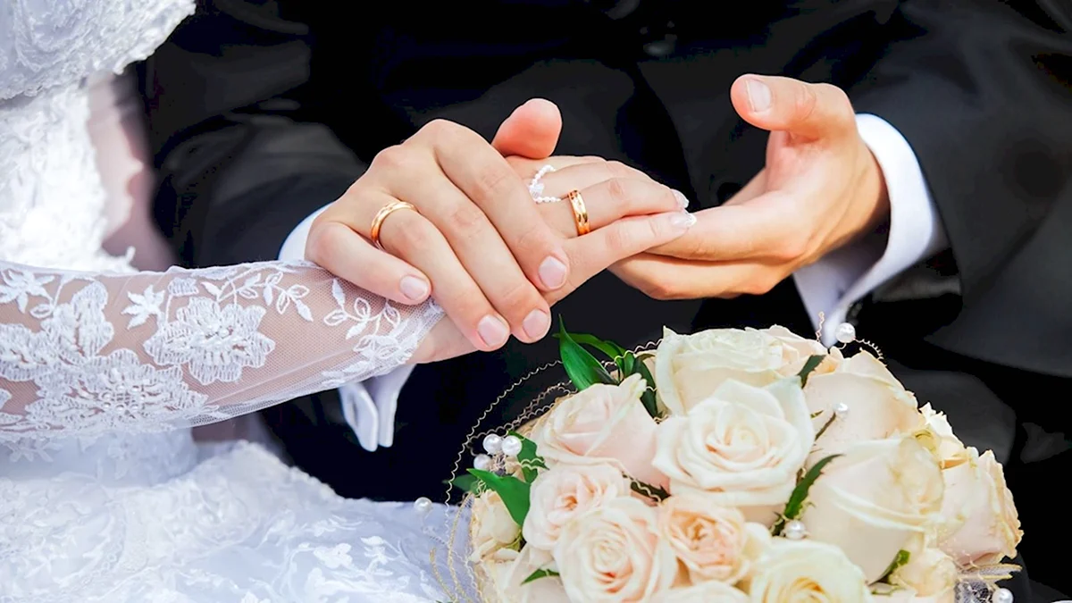 Кольца жениха и невесты