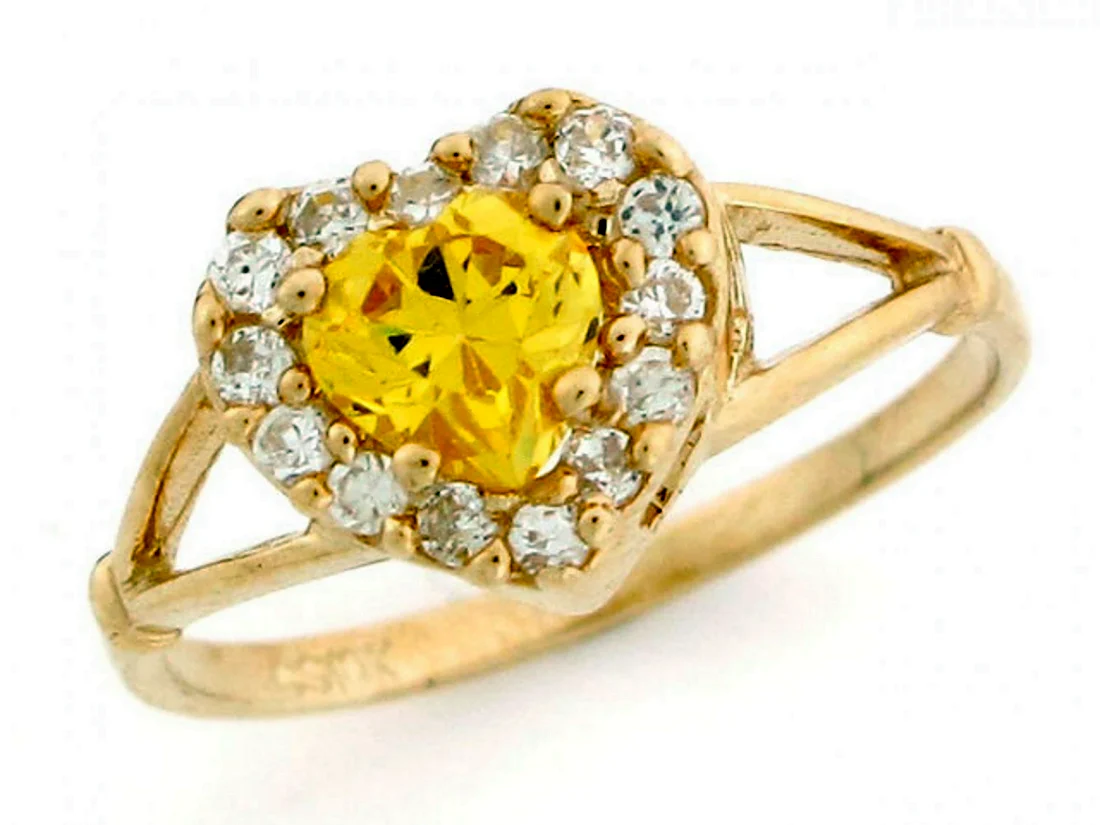 Кольцо сердце с желтым камнем