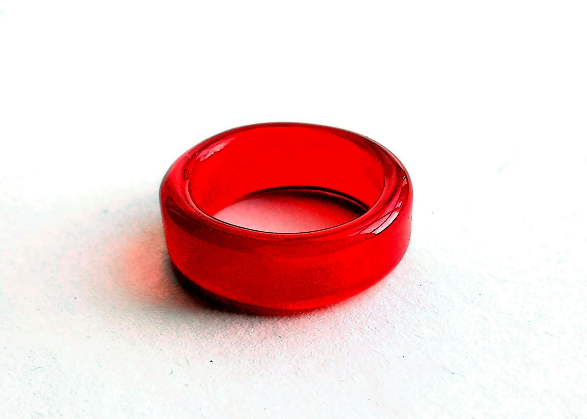 Круглое красное кольцо 11960