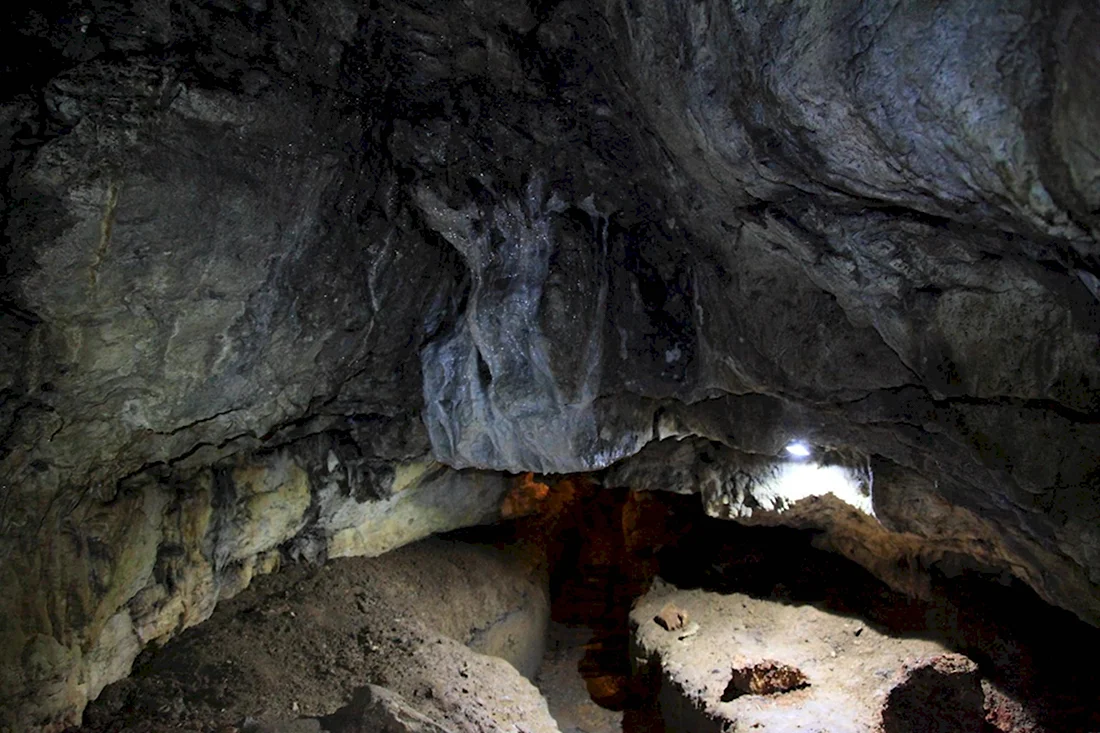 Мезмайская пещера Адыгея