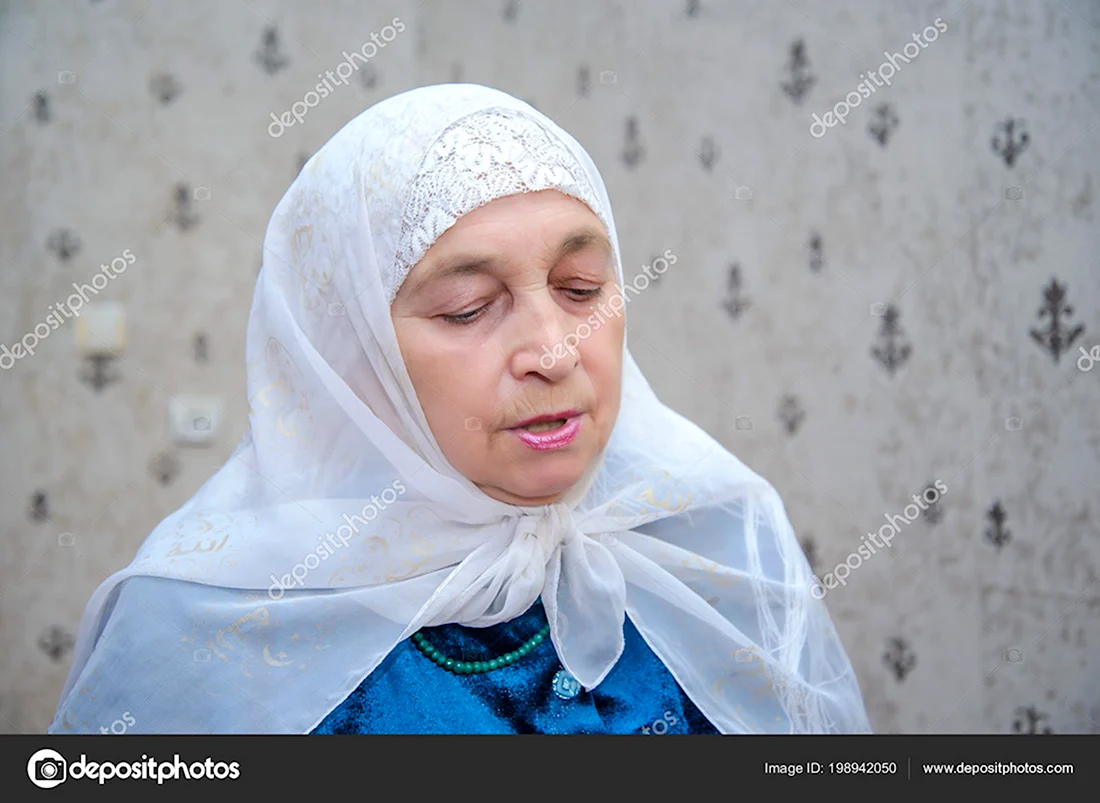 Мусульманка в белом платке