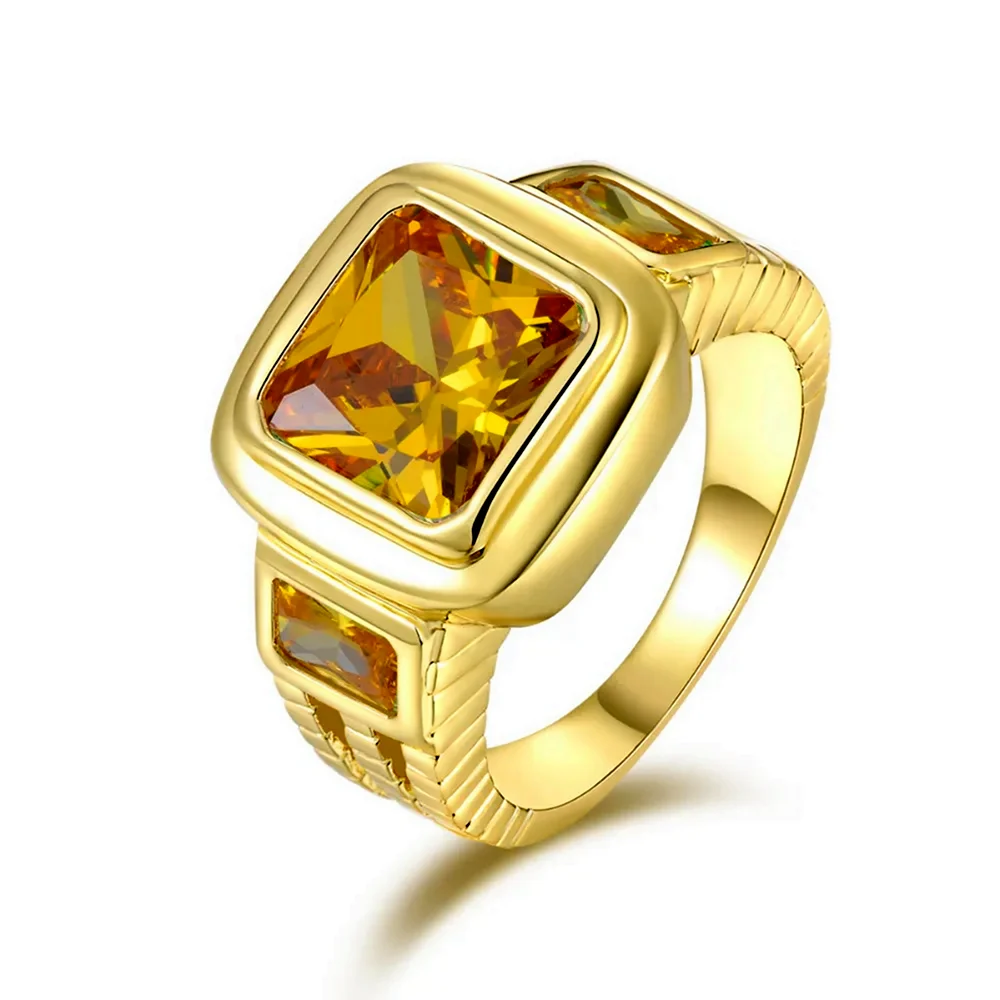 Мужской перстень с желтым камнем