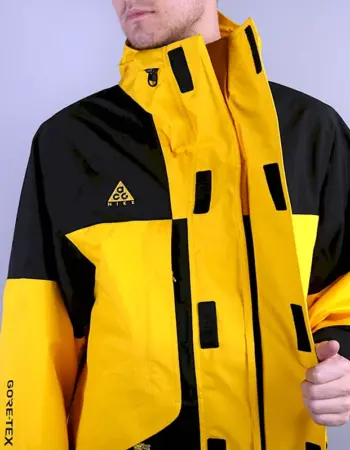 Nike ACG Yellow Jacket