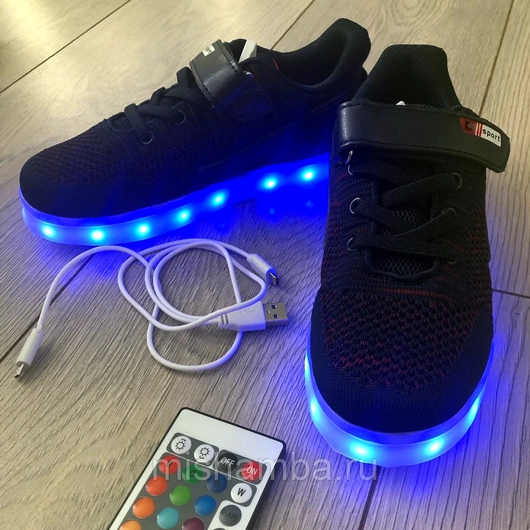 Nike со светящейся подошвой