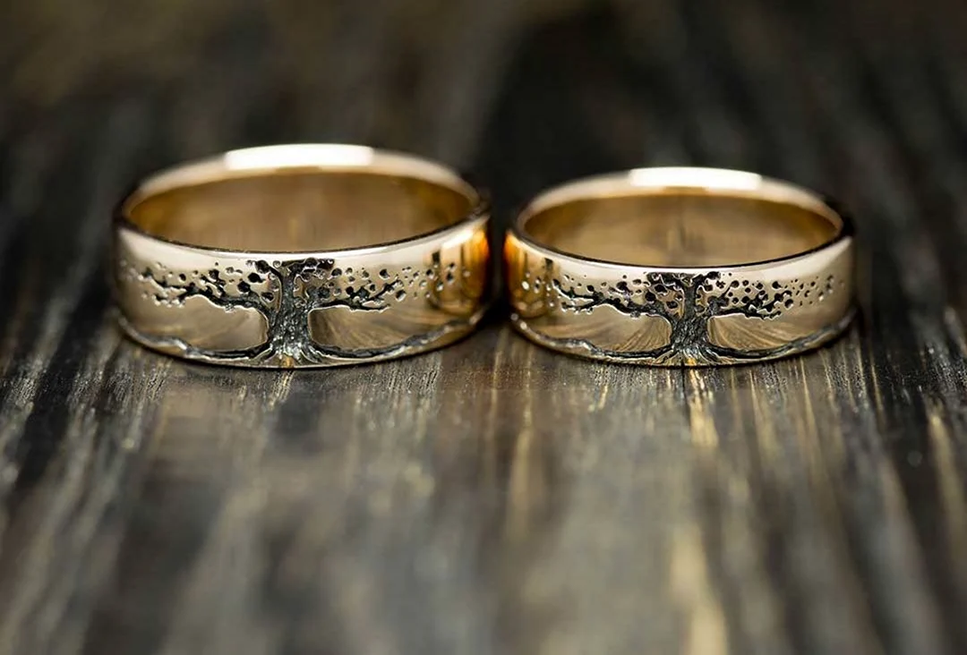 Обручальные кольца с деревом