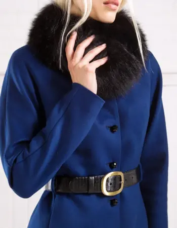 Пальто зимнее синее с мехом