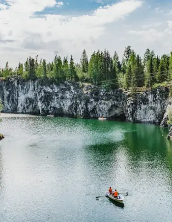 Парк Рускеала фото летом