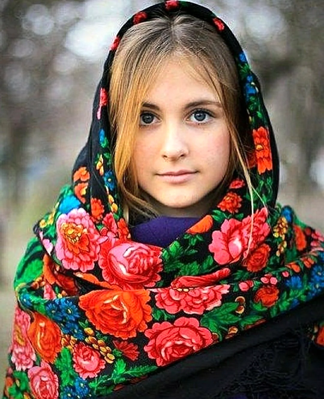 Павлопосадский платок русская красавица
