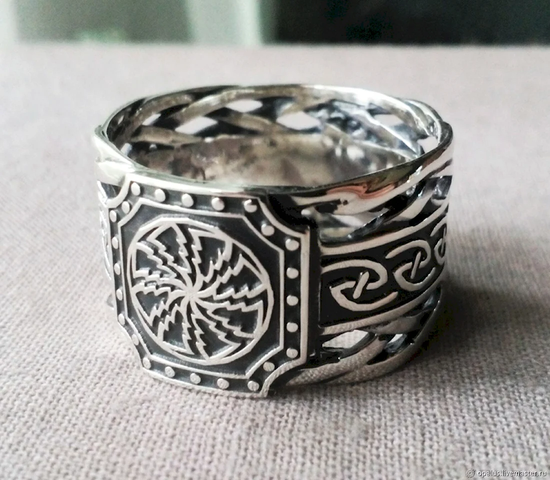 Перстень Коловрат серебро