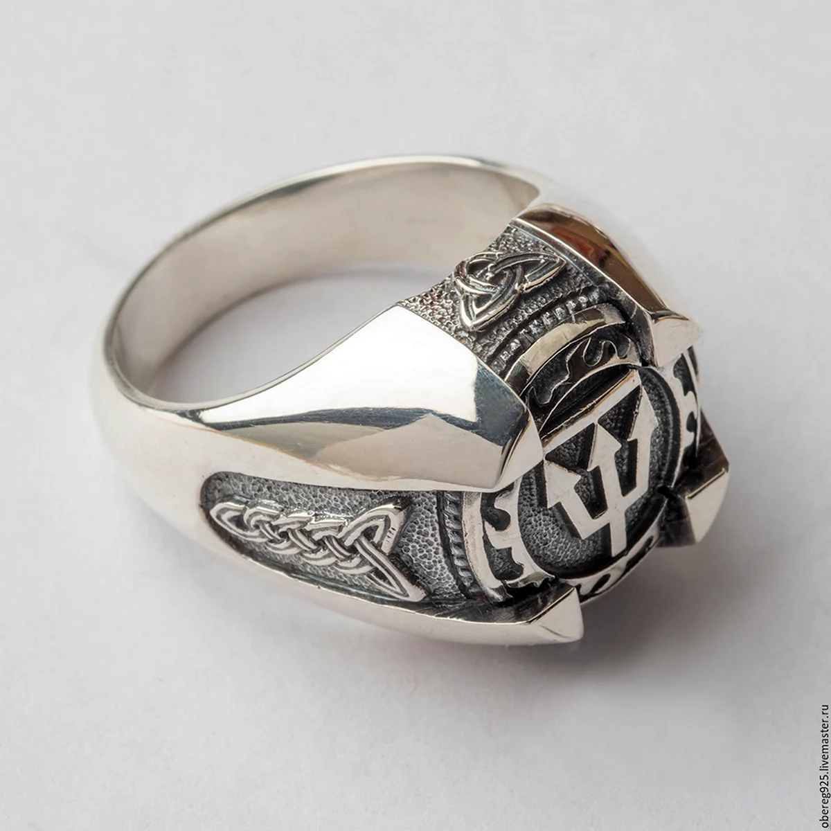 Перстень Валькирия серебро