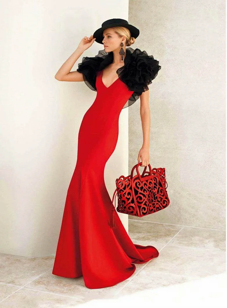 Платье черно-красное