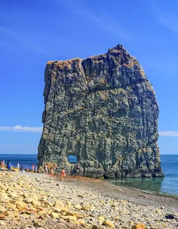 Пляж скала Парус Прасковеевка