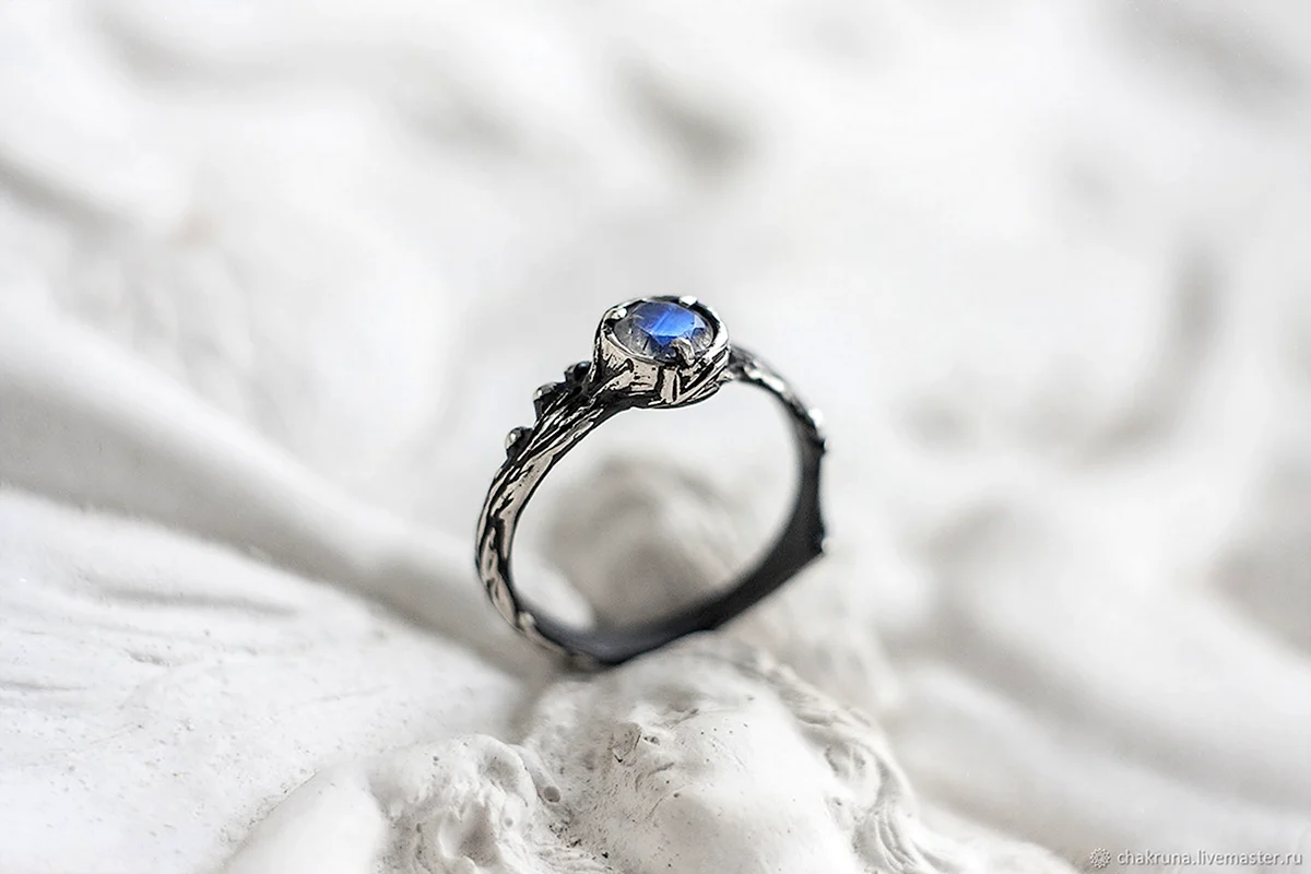 Помолвочное кольцо серебро с лунным камнем