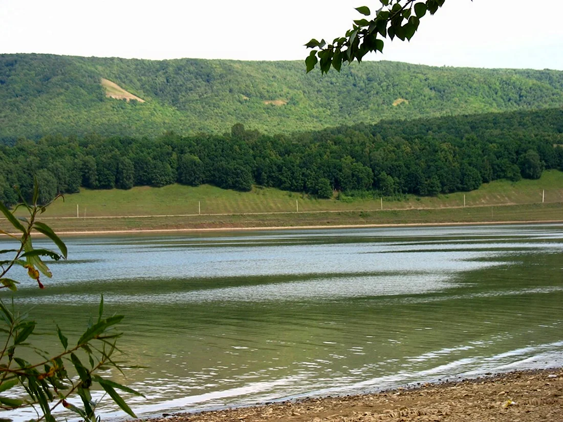 Оренбург нугуш. Мелеуз водохранилище Нугуш. Башкирское водохранилище Нугуш. Озеро Нугуш Башкирия. Нугушское водохранилище озёра Башкортостана.