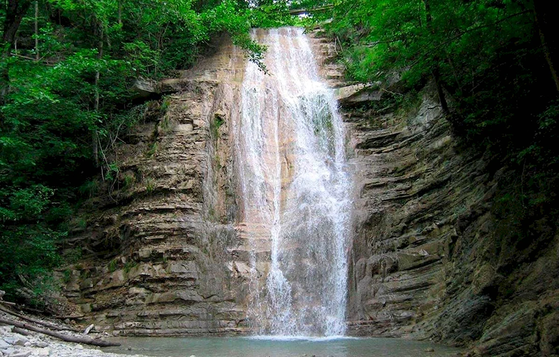 Пшадский водопад Геленджик