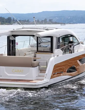 Sealine c390