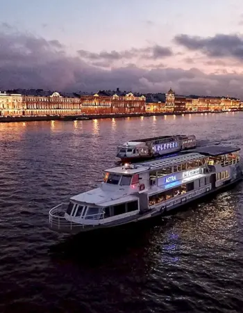 Теплоход Астра Санкт-Петербург