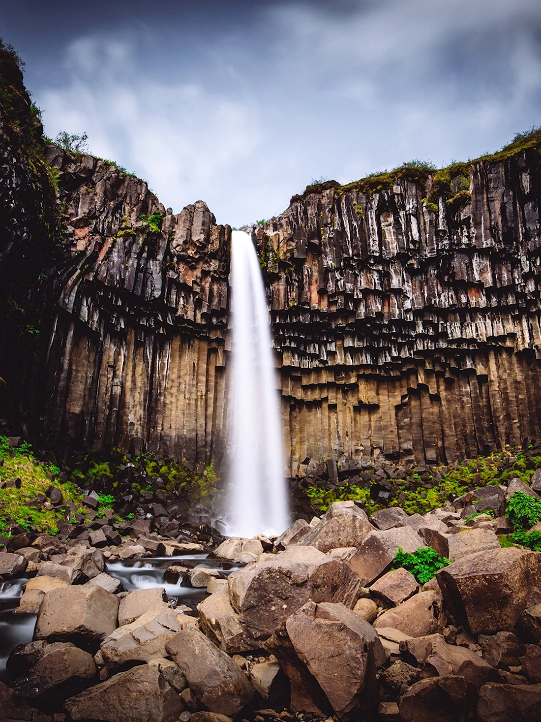 Водопад Свартифосс Исландия