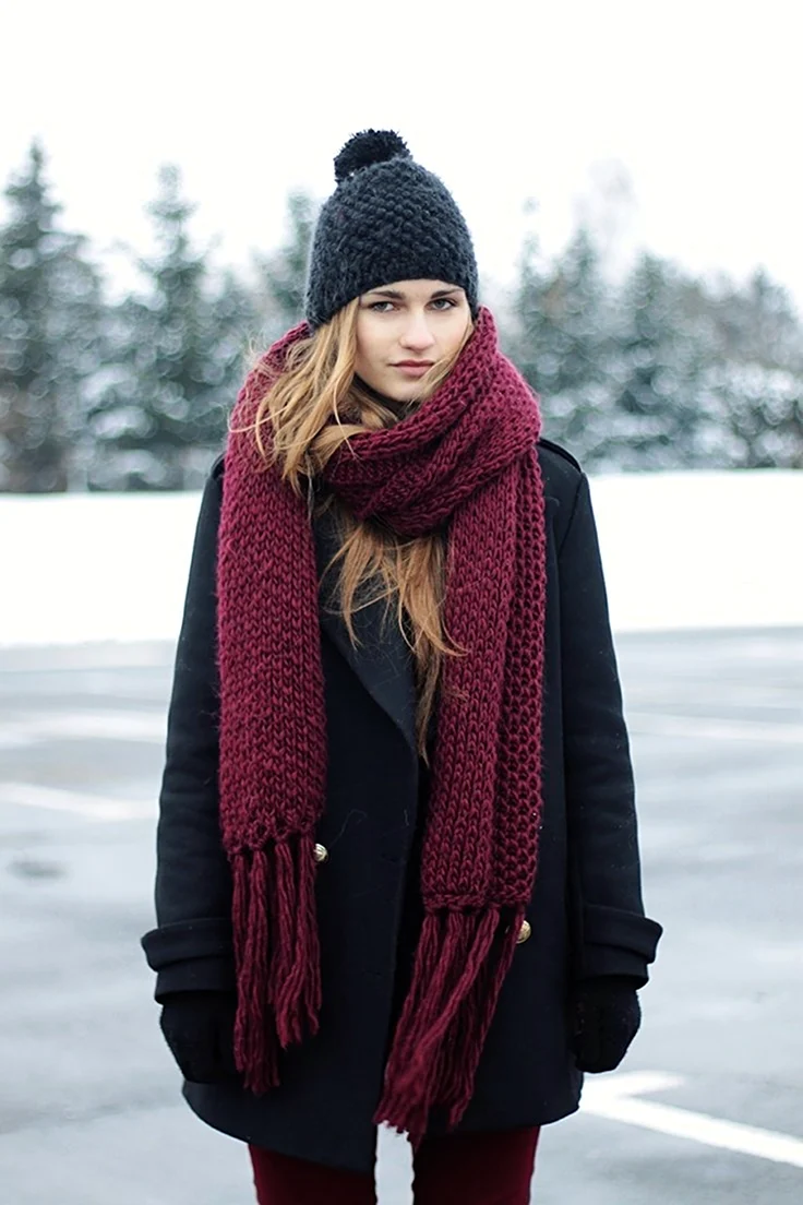 Зимние вязаные шарфы