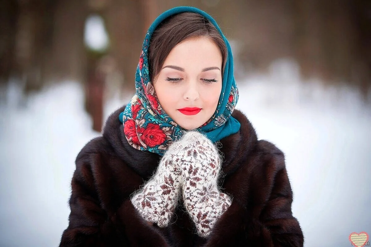 Зимний платок на голову