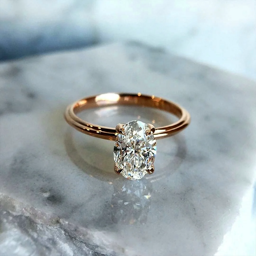 Золотое кольцо на помолвку